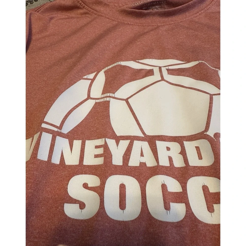 Vineyard Vines Boys Performance Top Long Sleeves Soccer Size XL (18)